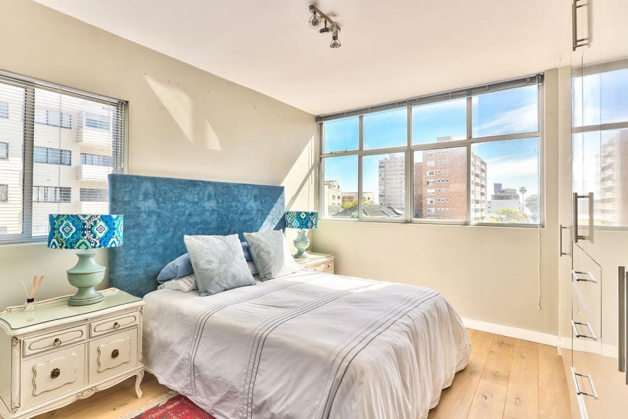 To Let 3 Bedroom Property for Rent in Sea Point Western Cape